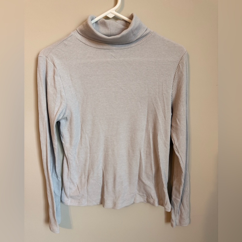Old Navy Grey Turtleneck
